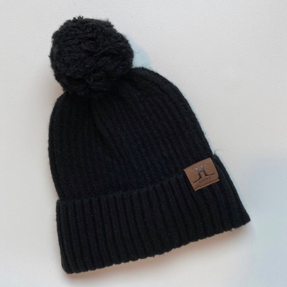 Black Winter set - Hat, Gloves and Scarf - Picture 2 of 4